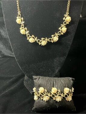 Vintage 1950s Emmons Carved Rose & Rhinestone Demi Parure 1805